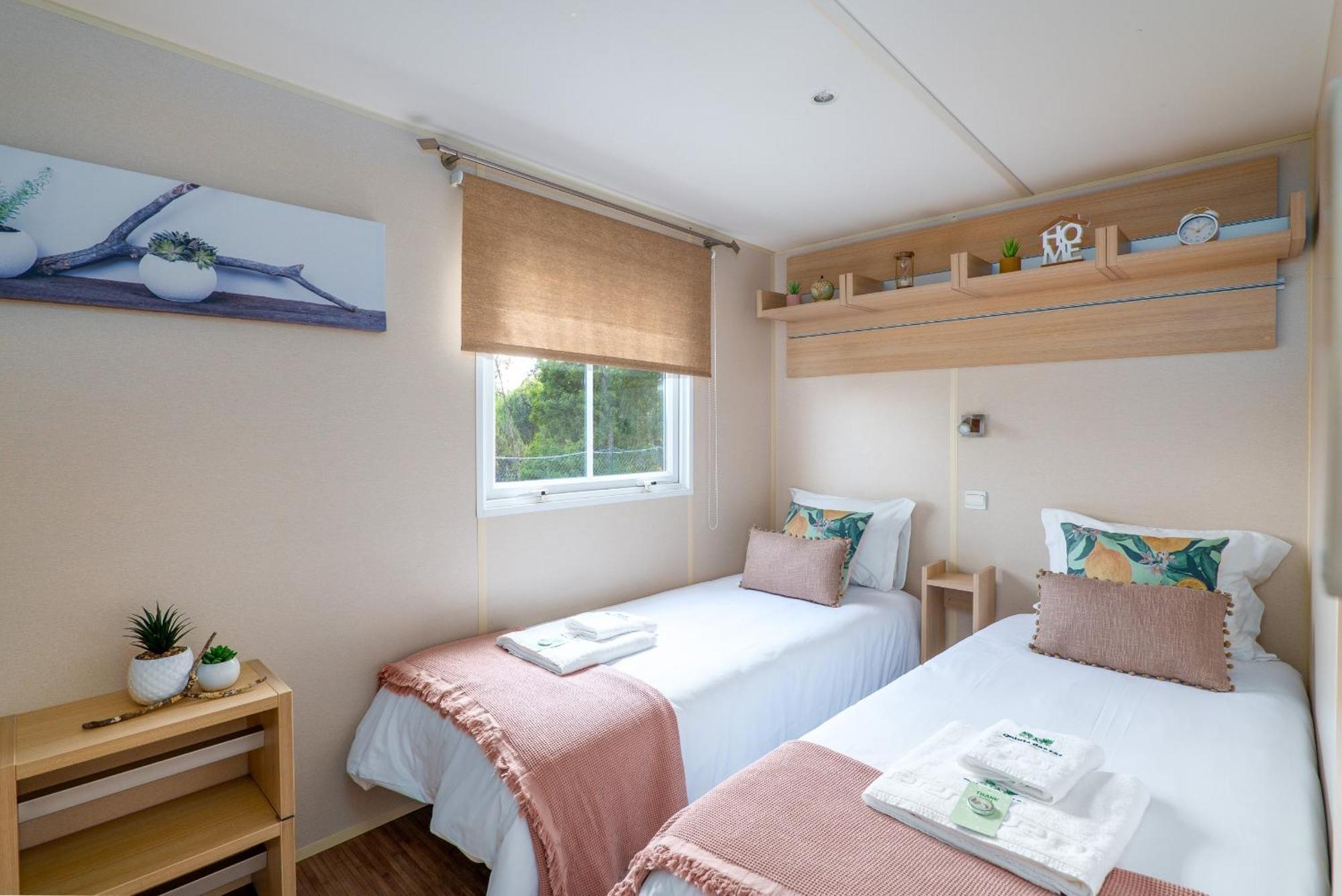 Glamping Frog Farm Villa Foz do Sousa Buitenkant foto